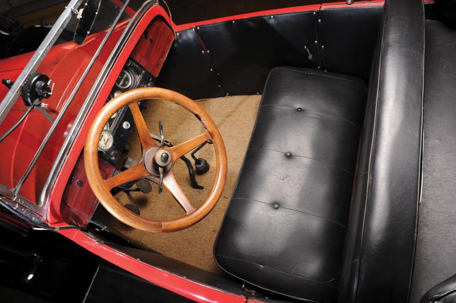  Pierce-Arrow Model 33 Roadster 1922 года  (фото 8 из 10)